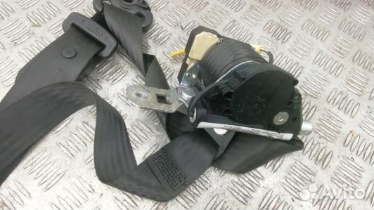 Ремень безопасности с пиропатроном сиденья передне