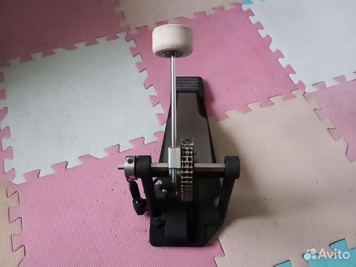 Педаль для бас барабана бочки yamaha fp8500c