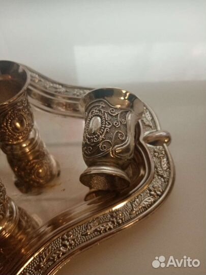 Рюмки с подносом