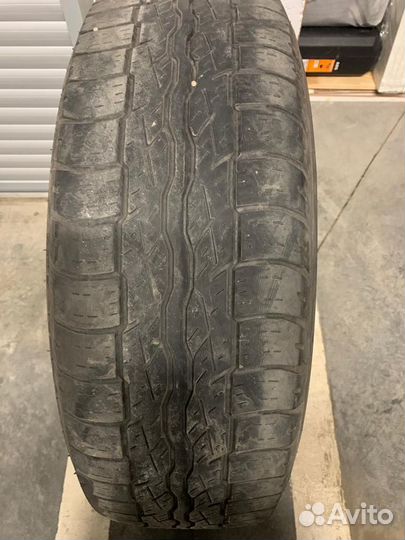 Bridgestone Dueler H/T D687 2.25/65 R17 101H