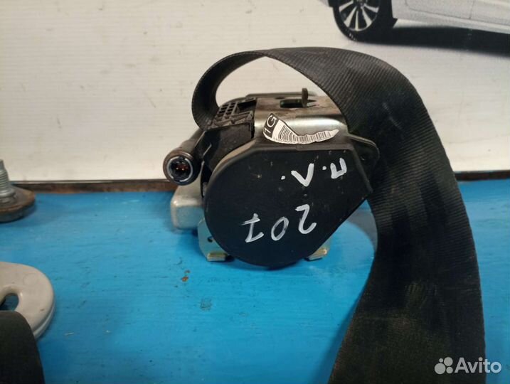 Ремень безопасности передний левый Пежо 207