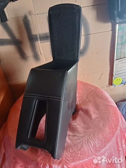 Подлокотник гранта