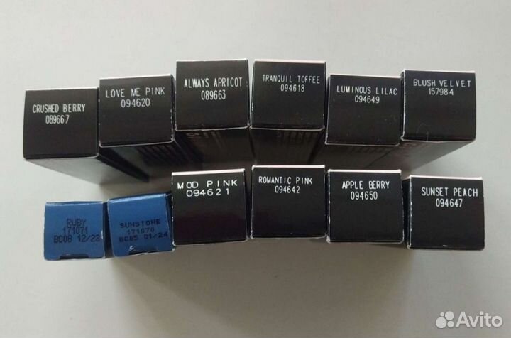 Помады Mary Kay