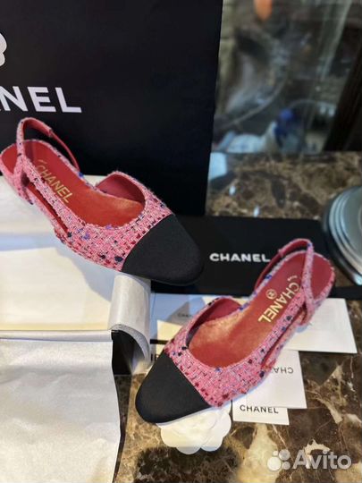 Слингбэки Chanel