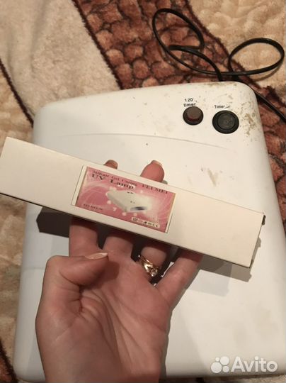 Уф лампа для ногтей и наклейки