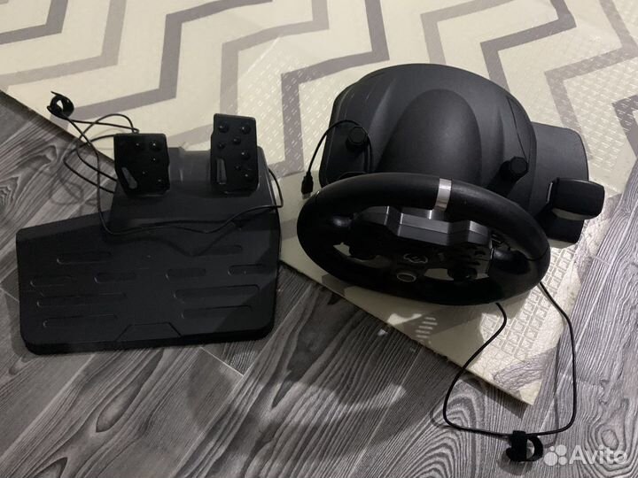 Игровой руль с педалями sven GC-W900