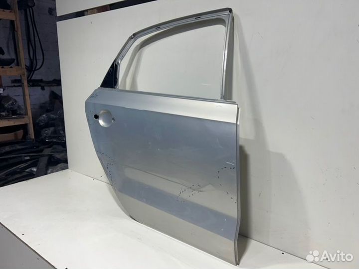 Дверь боковая задняя правая Volkswagen Polo 5