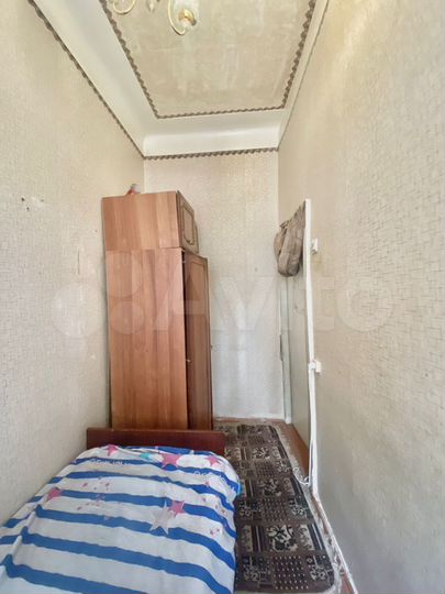 Комната 16,3 м² в > 9-к., 2/4 эт.