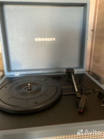 Проигрыватель винила Crosley голубой