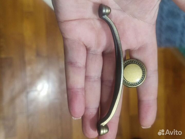 Мебельные ручки бронза в ассортименте