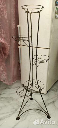 Подставка для цветов напольная металлическая