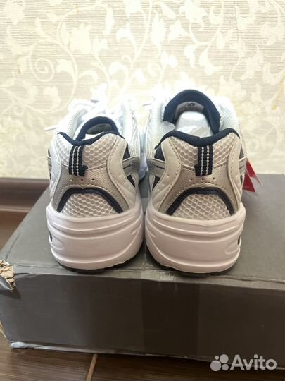 Кроссовки женские new balance 530 41 размер