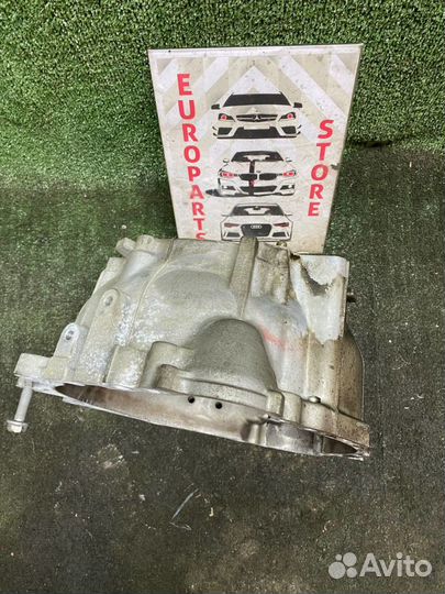 Корпус (колокол) кпп на Mitsubishi Pajero, V45W