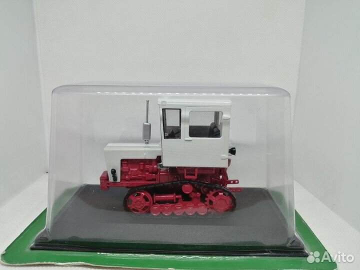 Модель Гусеничный трактор Т-70С