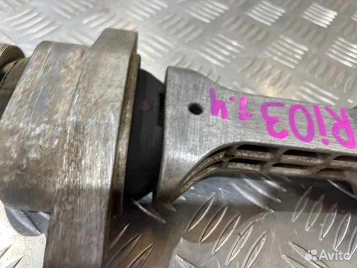 Кронштейн двс Kia Rio 3 1.4