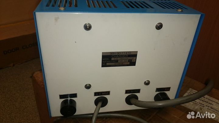 Зарядное устройство Komatsu 24В