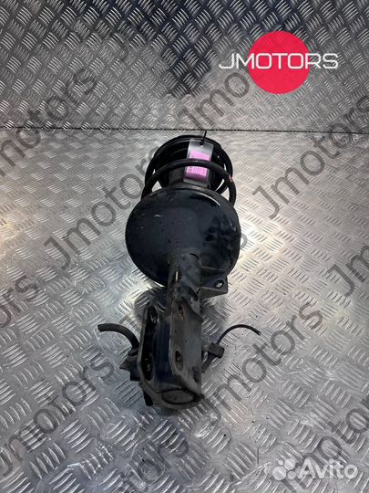 Стойка передняя Suzuki Kizashi левая