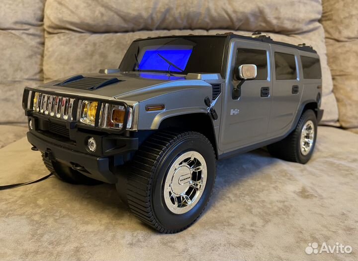 Машина радио sharper image Hummer H2