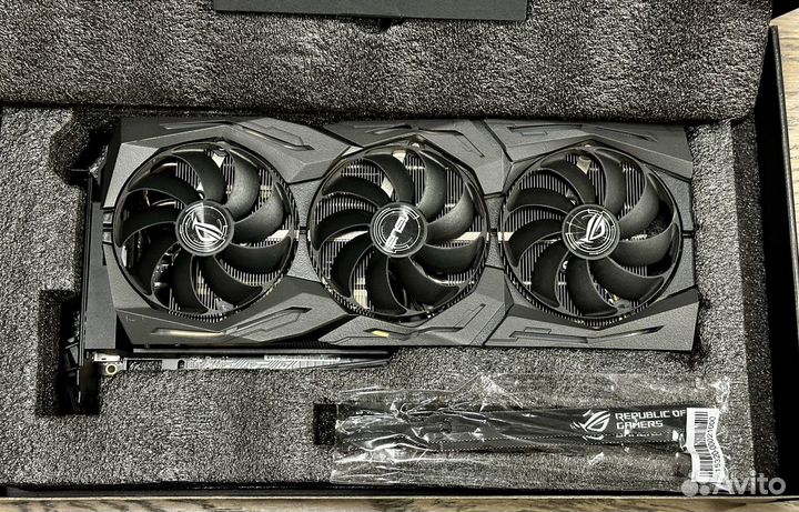 Asus strix gaming rx 5700 xt (с коробкой)