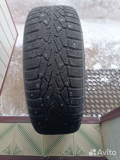Nokian Tyres Hakkapeliitta 7 215/65 R16