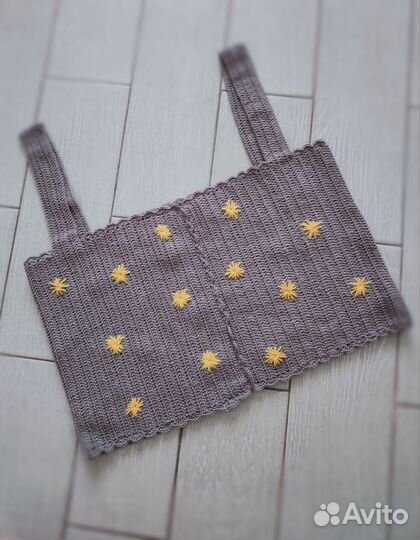 Топ крючком с вышивкой