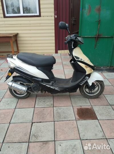 Скутер Raser