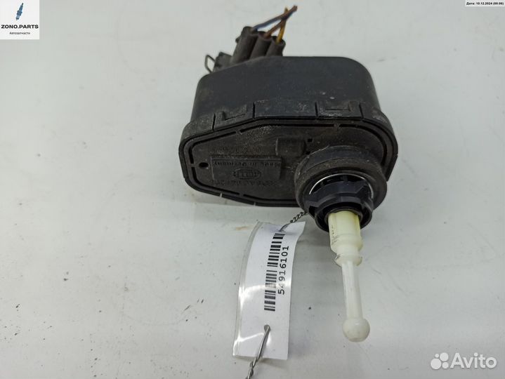 Корректор фар 8A0941295 на Audi 80 B4 (1991-1996)