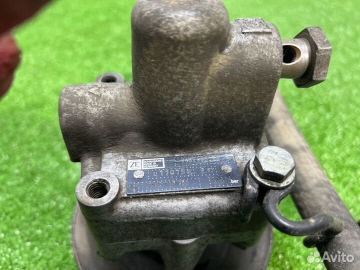 Насос гидроусилителя руля Audi A4 B5 1.8 ADR 1996