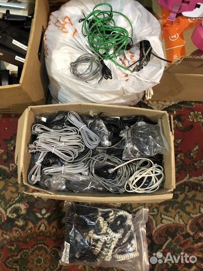 Телефонные провода для городских телефонов