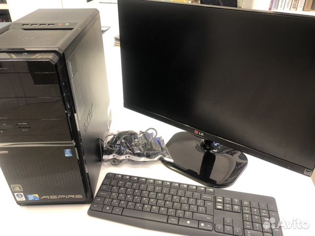 Компьютер с монитором