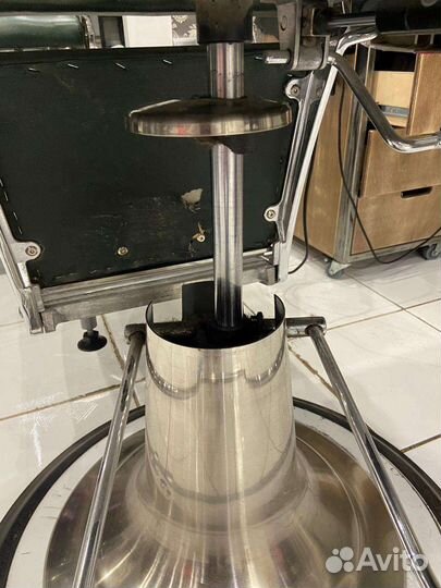 Ремонт и замена гидравлики для барберского кресла