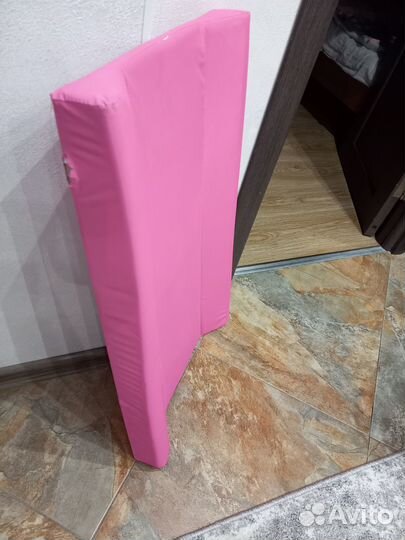 Пеленальный столик