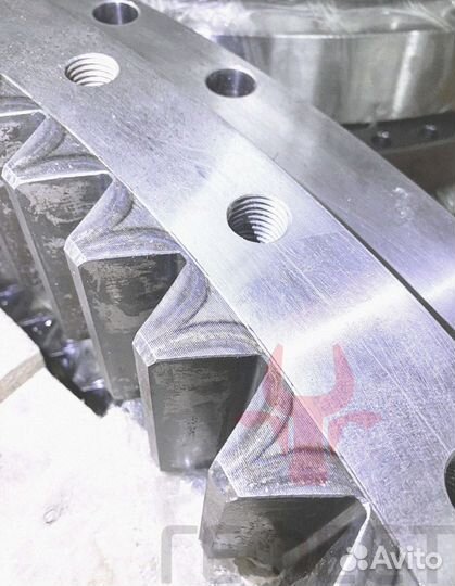 Опорно-поворотный круг Doosan DX420LCA