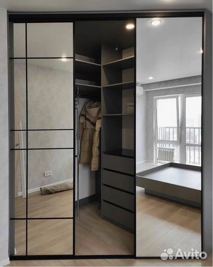 Встроенный шкаф