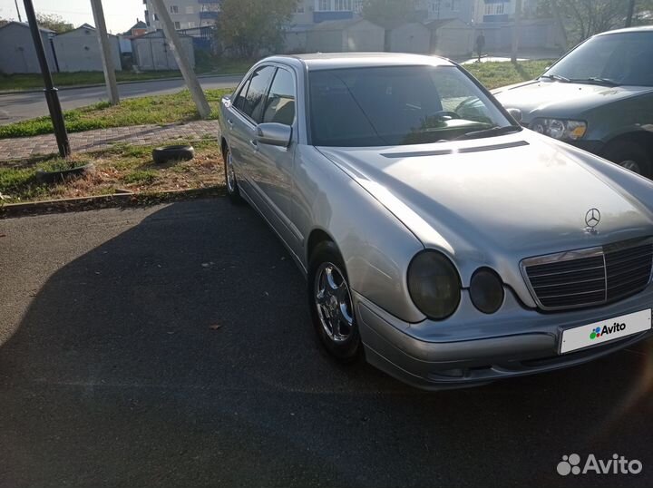 Mercedes-Benz E-класс 2.2 МТ, 2001, 487 000 км