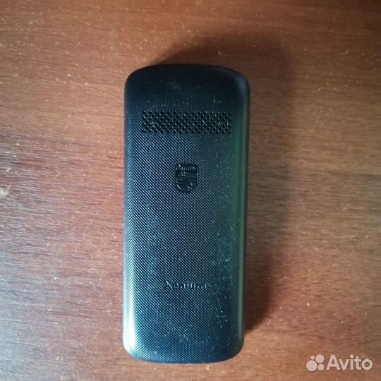 Телефон Philips Xenium E111
