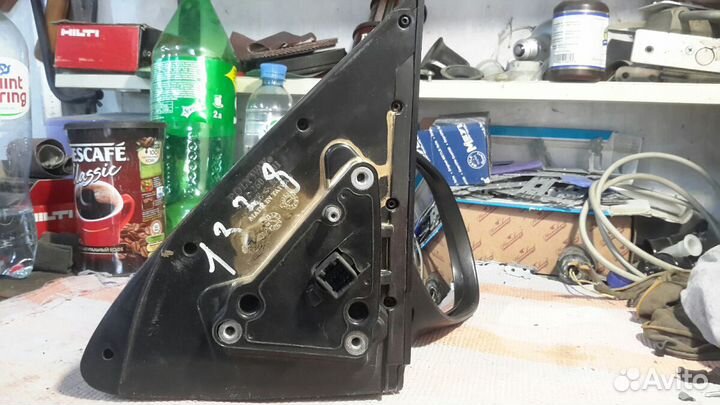 Правое боковое зеркало Киа церато2