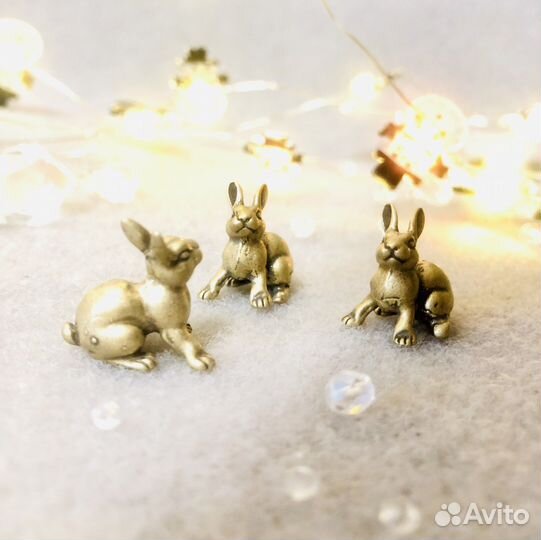 Кролик, заяц из металла сувенир символ года