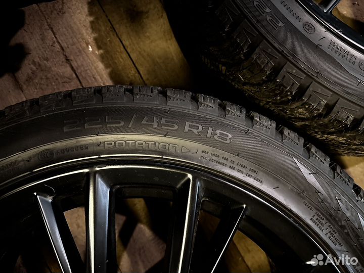 Double Spoke 796M Nokian Hakkapelitta R3 RFT