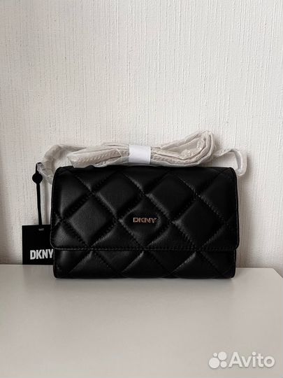 Сумка кожаная dkny