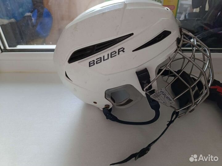 Хоккейный шлем бавер, и ракушка ccm