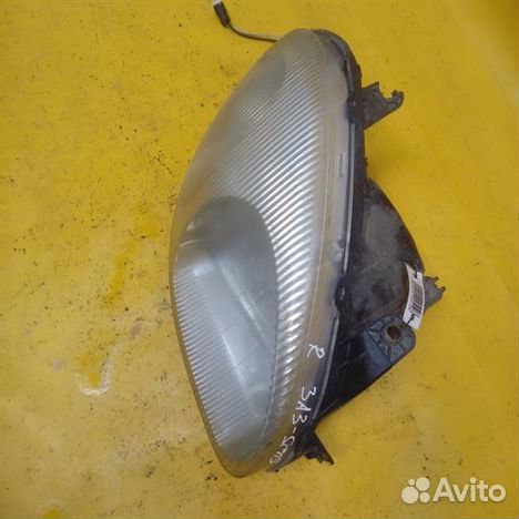 Фара передняя правая заз Sens