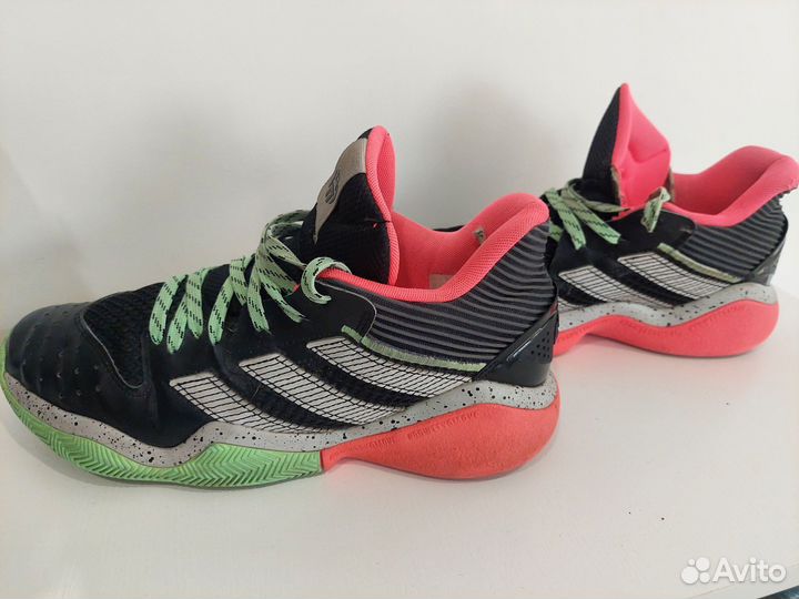 Adidas harden stepback 1