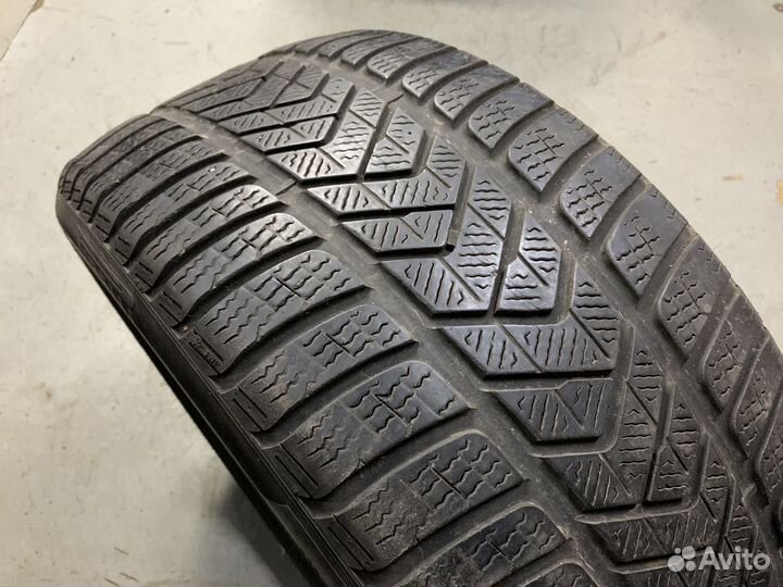 Pirelli Winter Sottozero 3 275/35 R21 103V