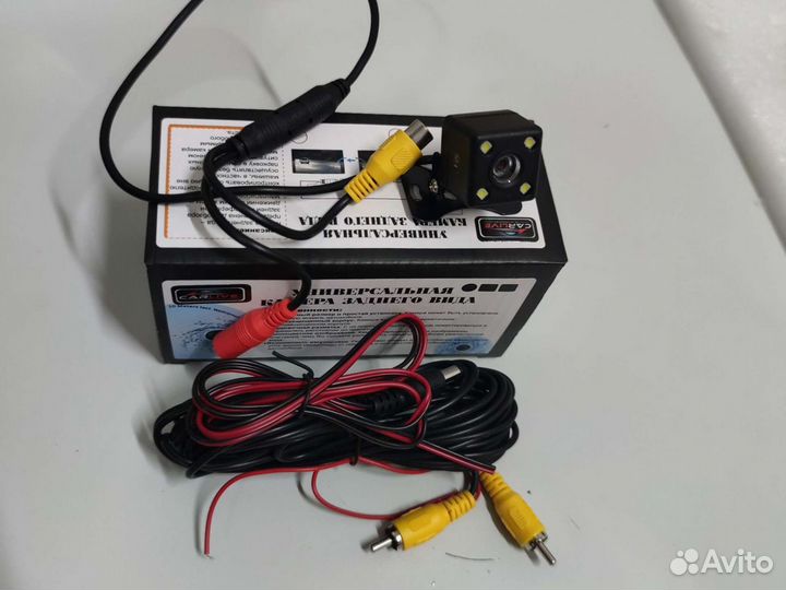 Камера заднего обзора 