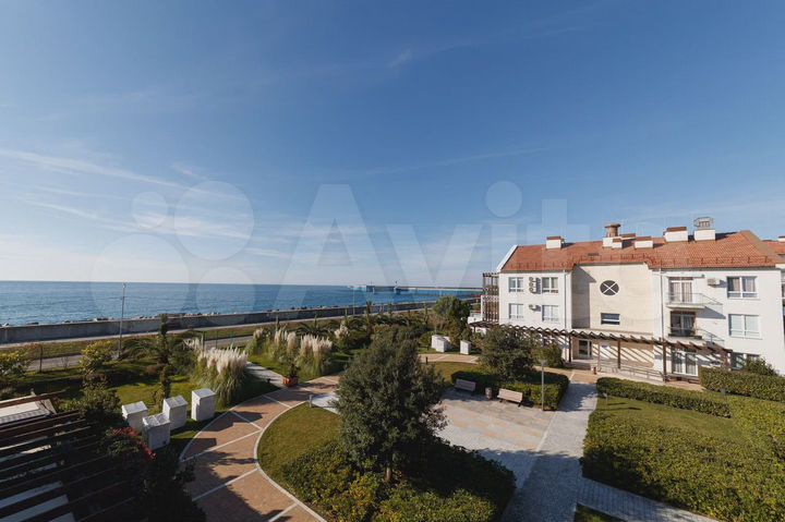 2-к. квартира, 50 м², 3/3 эт.