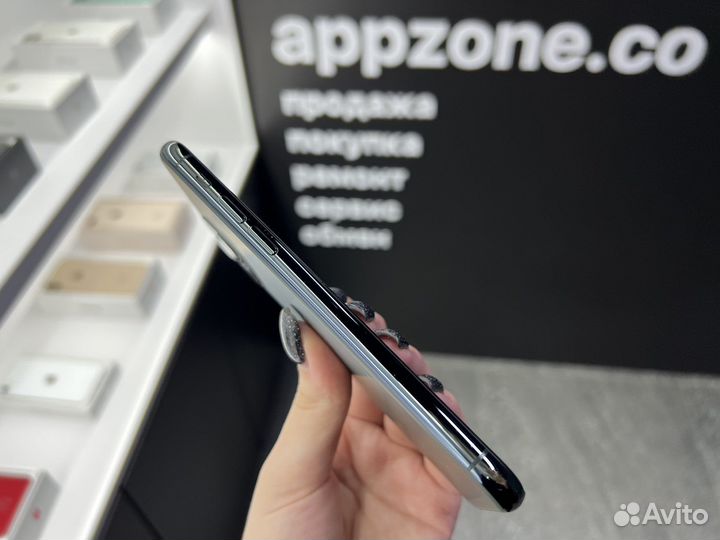 iPhone 11 Pro, 64 ГБ