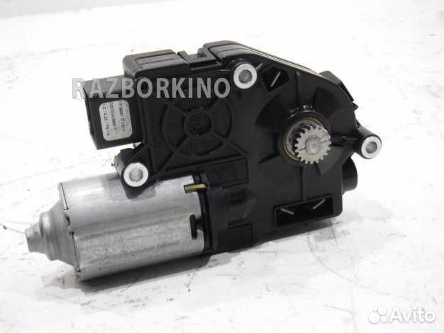 Моторчик люка Мерседес W221 S