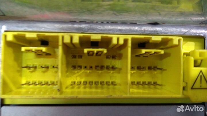 Блок управления подушками, Блок SRS Nissan Skyline