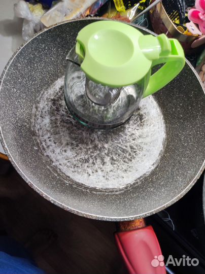 Посуда чайник сковородки термос